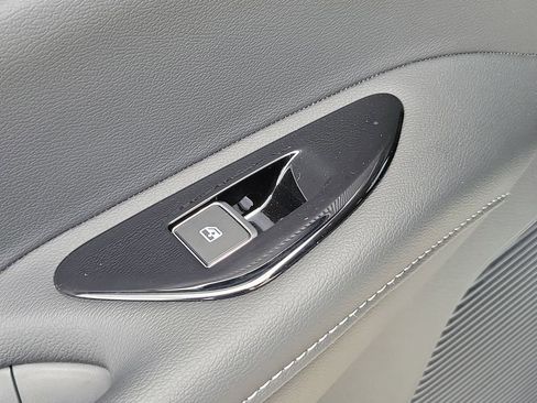 Used 2025 Nissan Murano SV image 20