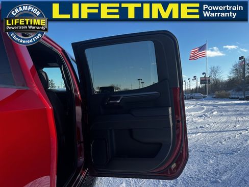 Certified 2025 GMC Sierra 1500 AT4 w/ AT4 Premium Package image 30