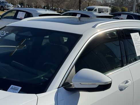 Used 2025 Audi Q5 2.0T Premium w/ Convenience Package image 10