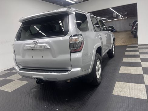 Used 2024 Toyota 4Runner SR5 image 5