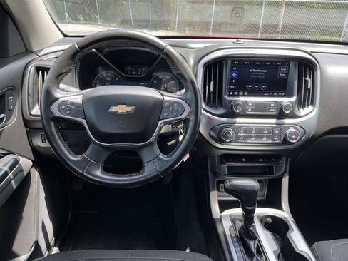 Used 2019 Chevrolet Colorado LT RWD image 11