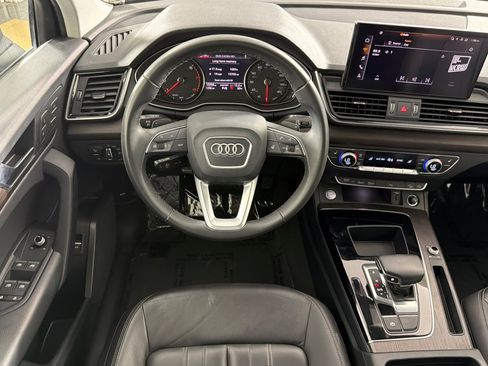 Used 2023 Audi Q5 2.0T Premium w/ Convenience Package AWD/4WD image 13