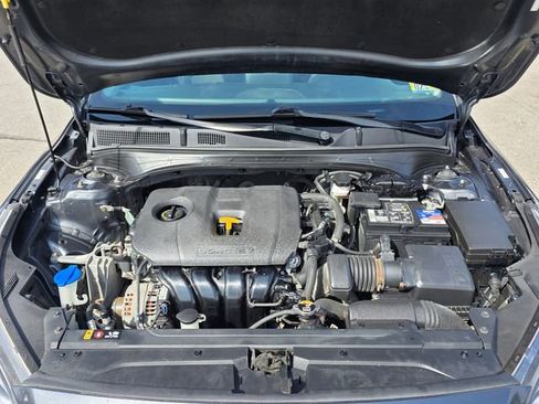 Used 2019 Kia Forte LXS FWD image 13