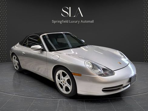 Used 2001 Porsche 911 Carrera RWD image 2