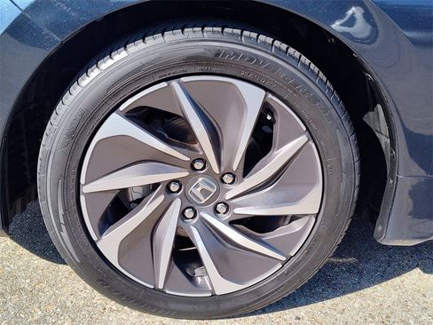 Used 2019 Honda Insight Touring image 16