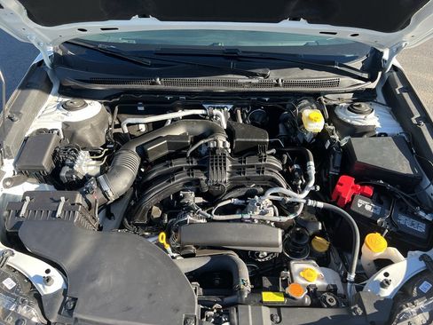 Certified 2025 Subaru Outback Limited image 31