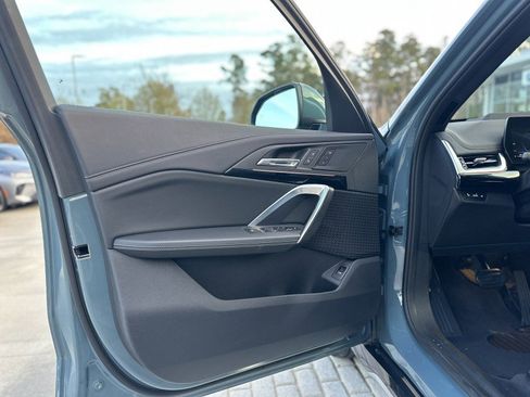 Certified 2025 BMW X1 xDrive28i w/ Technology Package image 12