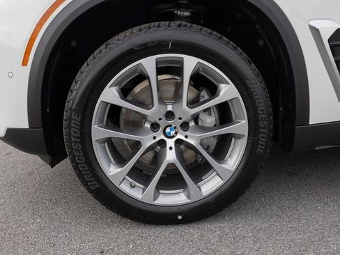 New 2026 BMW X5 xDrive40i image 5