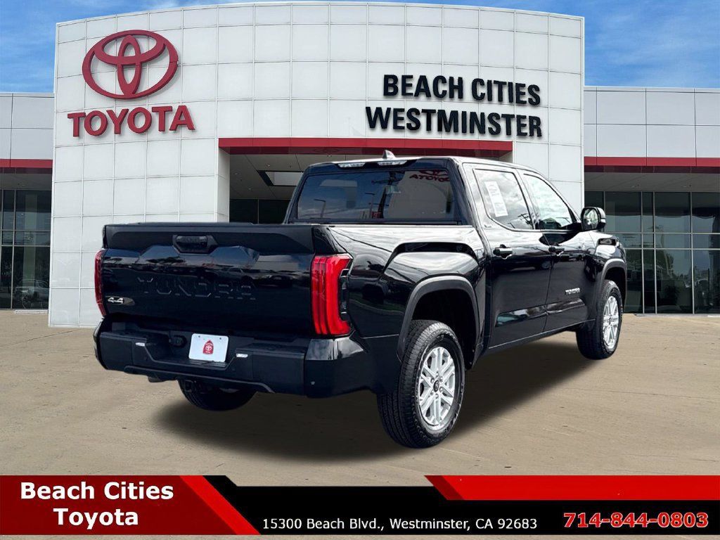 Used 2023 Toyota Tundra SR5 w/ SR5 Convenience Package AWD/4WD image 11