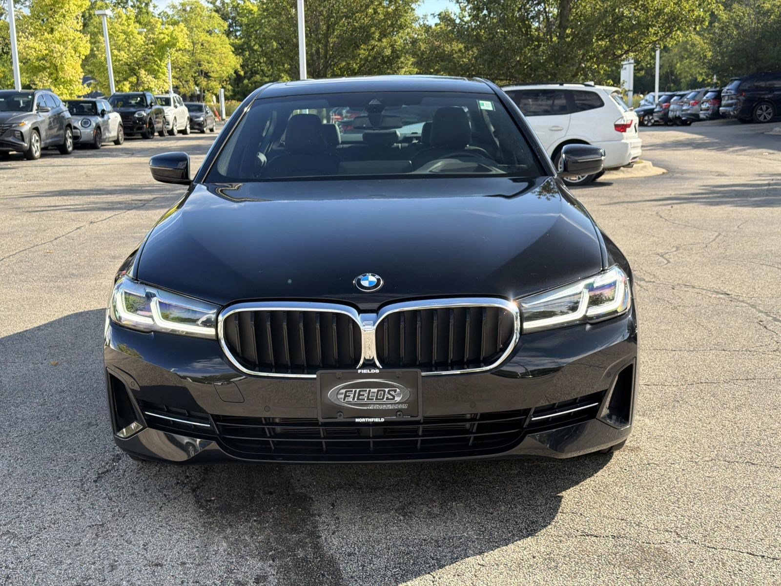 Used 2022 BMW 530i xDrive w/ Premium Package AWD/4WD image 3