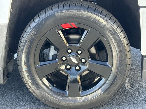 Used 2017 Chevrolet Silverado 1500 LT w/ Redline Edition image 13