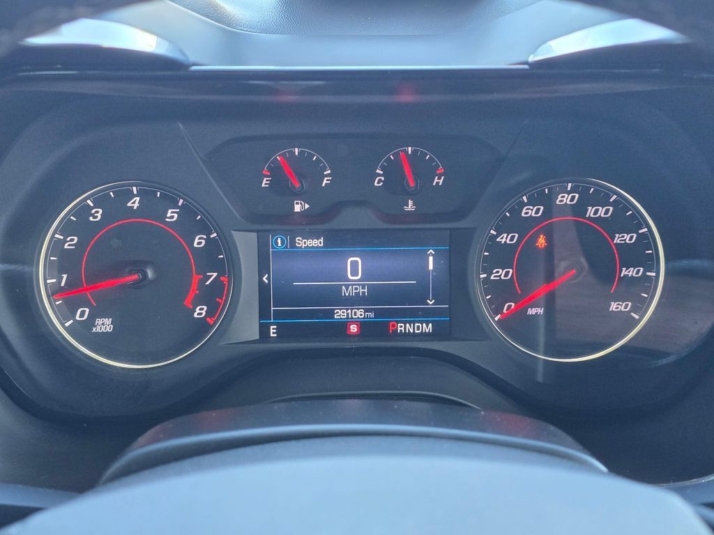 Used 2020 Chevrolet Camaro LT RWD image 15
