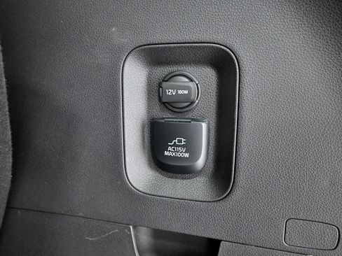 Used 2022 Kia Carnival SX Prestige FWD image 39
