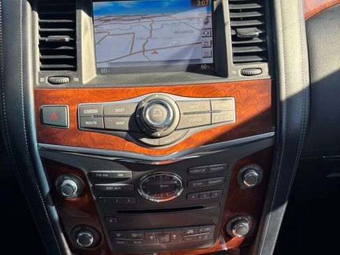 Used 2017 INFINITI QX80 2WD w/ Deluxe Technology Package image 19