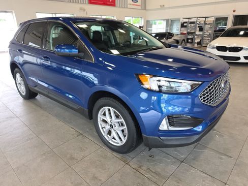 Used 2023 Ford Edge SEL w/ Convenience Package AWD/4WD image 5
