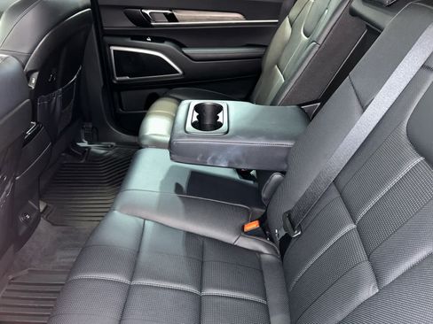 Used 2022 Kia Telluride EX AWD/4WD image 5