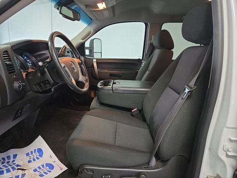 Used 2014 GMC Sierra 3500 SLE image 4