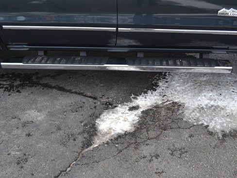 Used 2017 Chevrolet Silverado 1500 High Country image 63