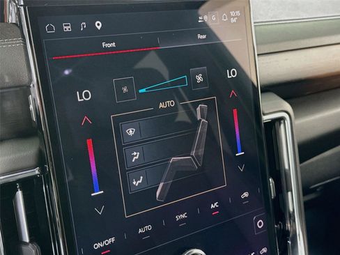 New 2026 GMC Yukon Denali w/ Advanced Technology Package AWD/4WD image 10