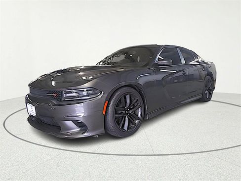 Used 2019 Dodge Charger GT w/ Performance Handling Group image 3
