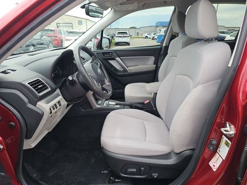 Used 2018 Subaru Forester 2.5i Premium AWD/4WD image 7
