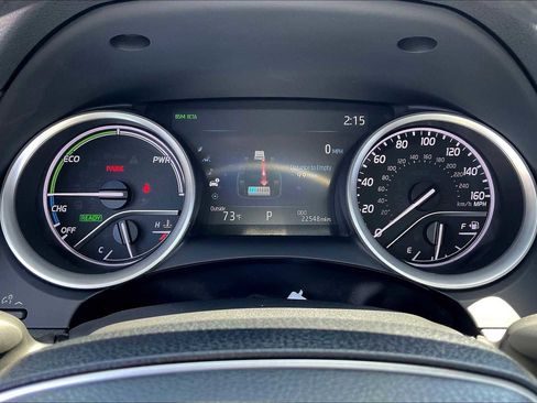 Used 2022 Toyota Camry XLE w/ Navigation Upgrade Package FWD image 25