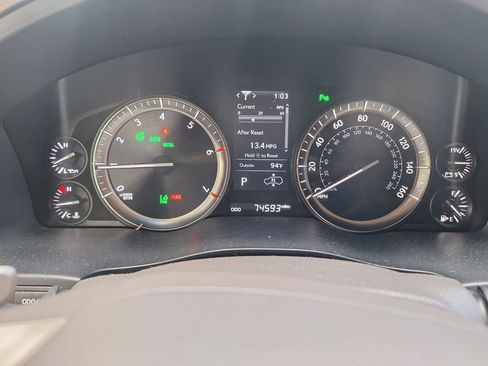 Used 2021 Lexus LX 570 4WD w/ Luxury Package image 13