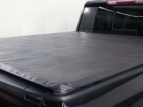 Used 2022 GMC Sierra 1500 Elevation w/ Preferred Package AWD/4WD image 19