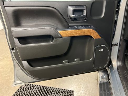 Certified 2017 Chevrolet Silverado 1500 LTZ w/ Sport Package image 15