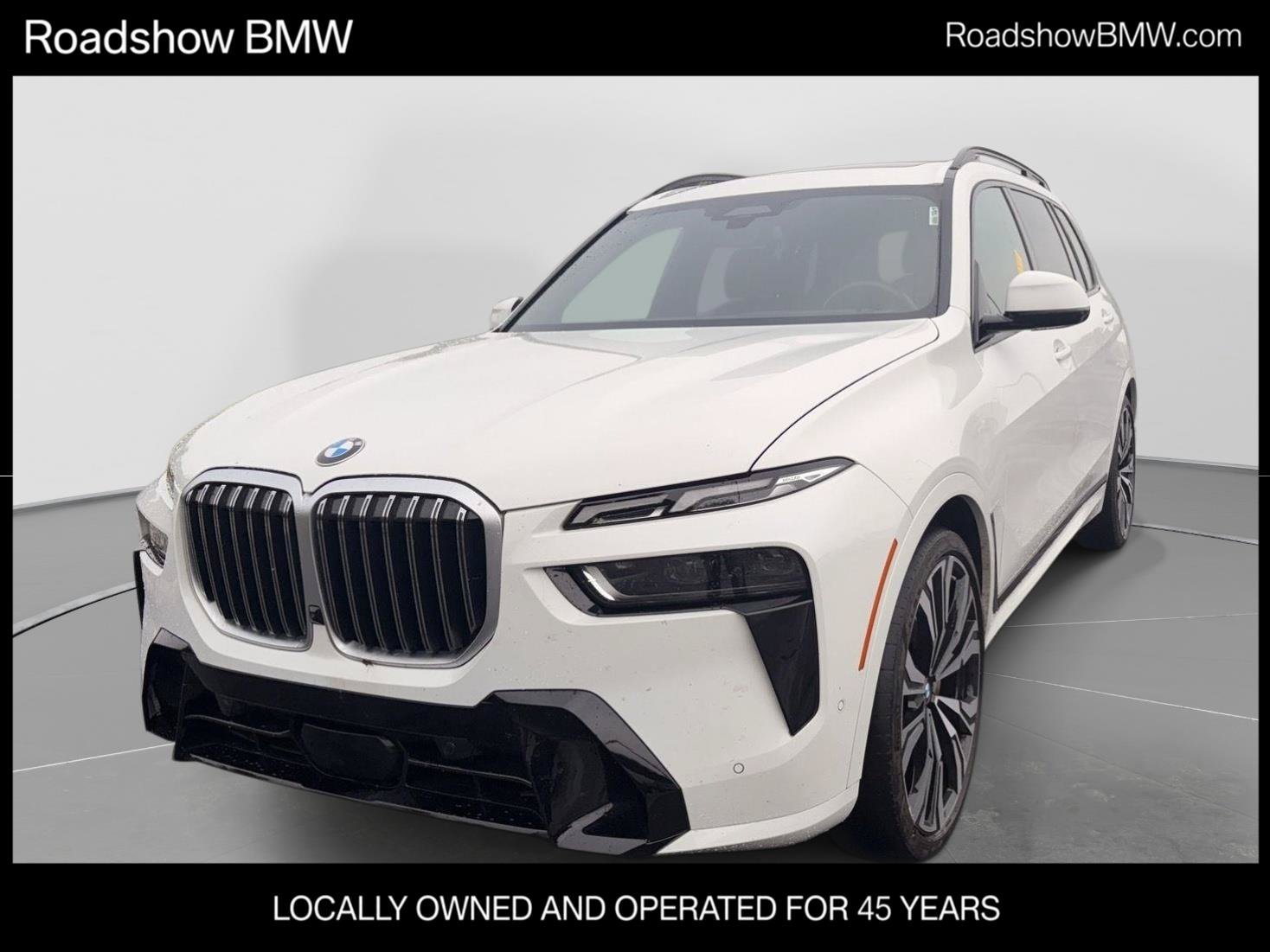 Used 2023 BMW X7 xDrive40i w/ Executive Package AWD/4WD image 1