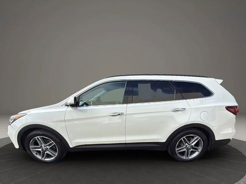 Used 2017 Hyundai Santa Fe Limited w/ Cargo Package image 8