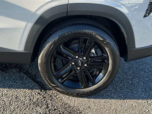 New 2026 Chevrolet Trax ACTIV w/ Sunroof Package image 9