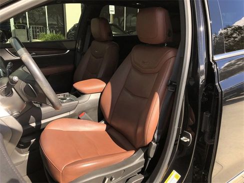 Used 2022 Cadillac XT5 Premium Luxury w/ Technology Package image 19