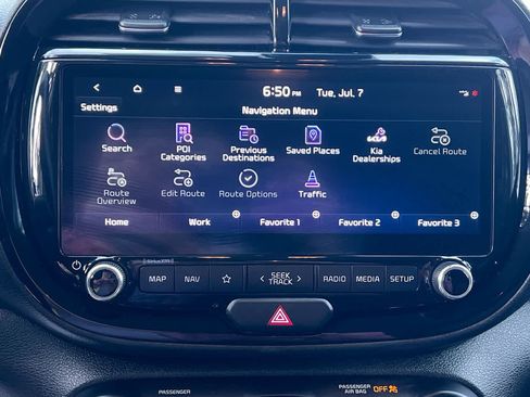 Certified 2023 Kia Soul LX FWD image 18
