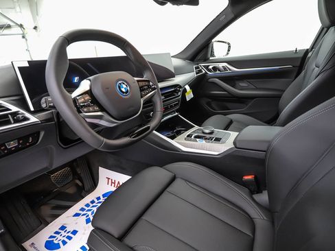 Used 2026 BMW i4 xDrive40i w/ Parking Assistance Package AWD/4WD image 10