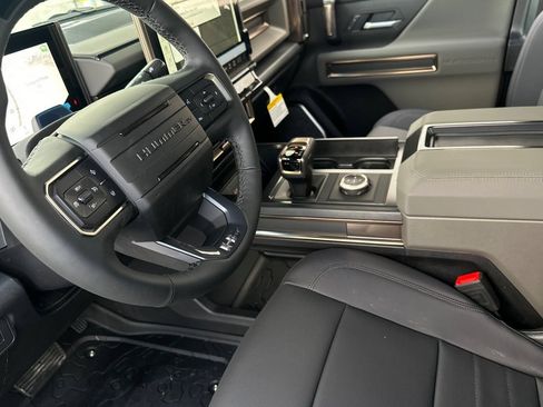 New 2025 GMC Hummer EV 2X AWD/4WD image 11