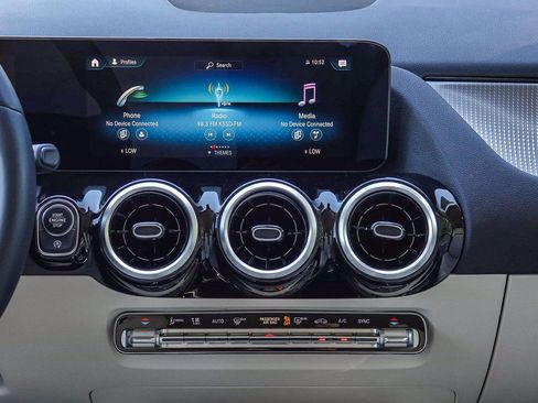 Certified 2022 Mercedes-Benz GLA 250 GLA 250 image 13