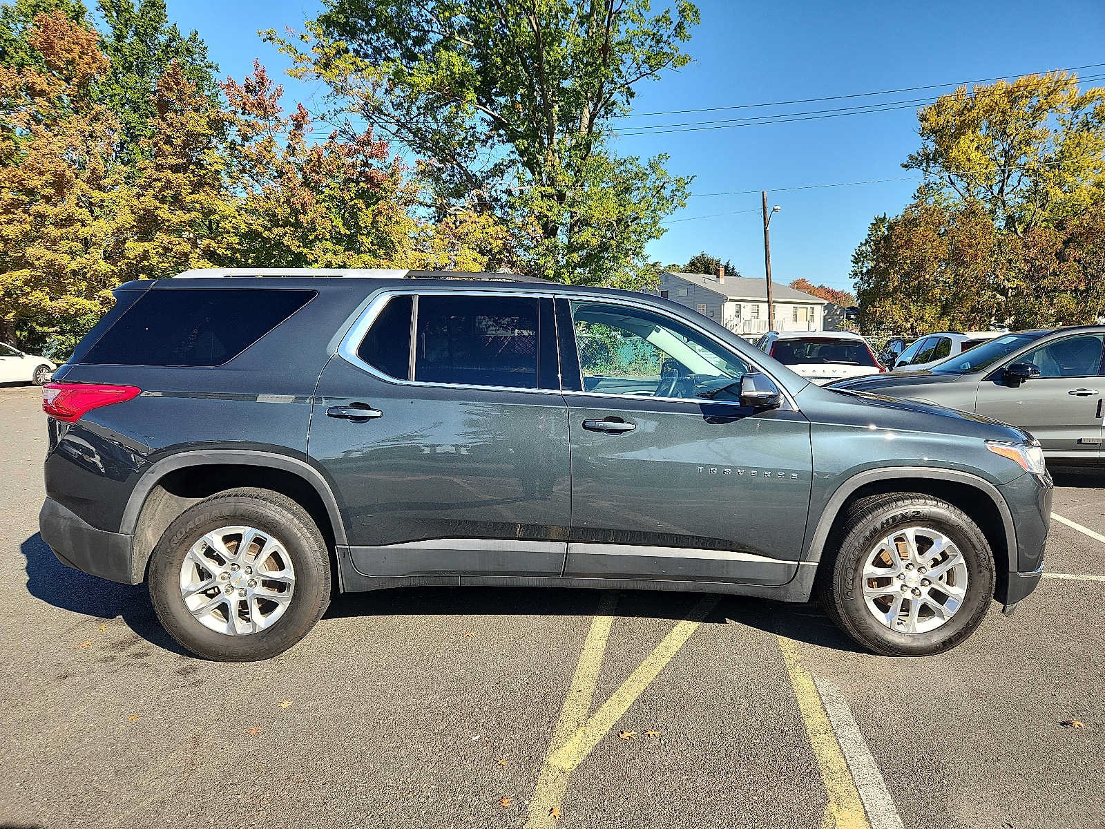 Used 2018 Chevrolet Traverse LT AWD/4WD image 7