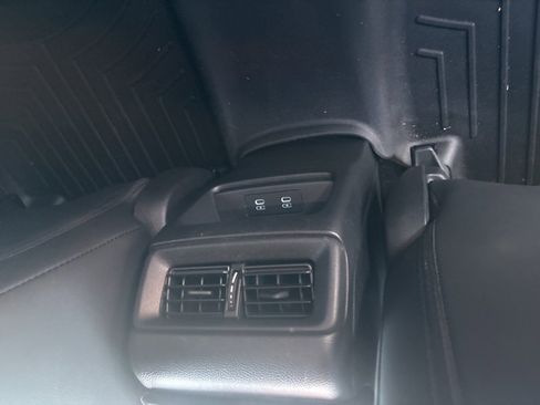 Used 2023 Honda CR-V Sport Touring image 9