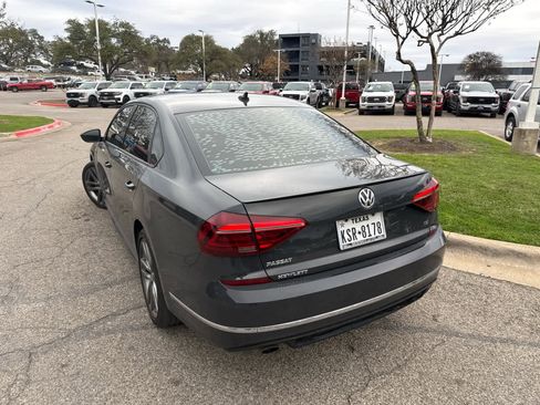 Used 2018 Volkswagen Passat 2.0T S image 5