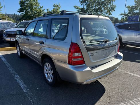 Used 2005 Subaru Forester 2.5XS AWD/4WD image 2
