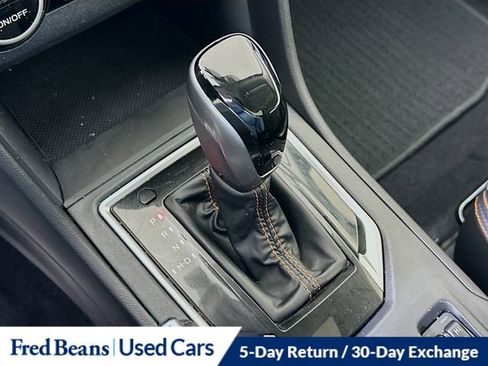 Used 2023 Subaru Crosstrek 2.5i Limited w/ Moonroof Package image 18