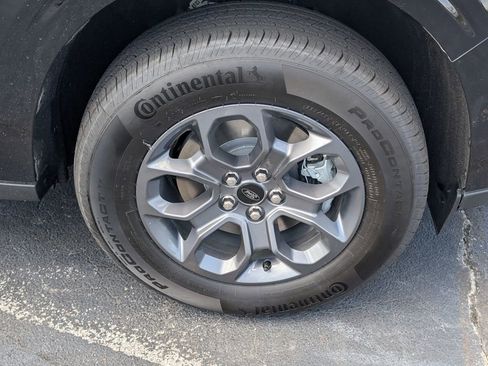 New 2025 Ford Maverick XLT w/ XLT Luxury Package image 17