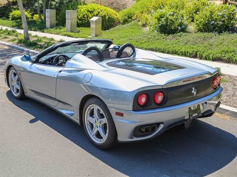 Used 2004 Ferrari 360 Spider RWD image 7