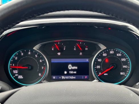 Used 2020 Chevrolet Traverse LT FWD image 25