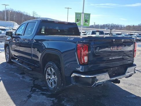 Used 2022 GMC Sierra 1500 SLE image 4
