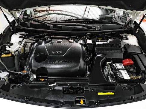 Used 2016 Nissan Maxima SR image 50