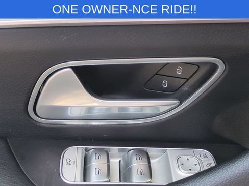 Used 2025 Mercedes-Benz GLS 450 4MATIC image 13