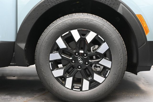 Used 2026 Hyundai Santa Cruz SEL AWD/4WD image 10
