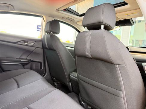 Used 2019 Honda Civic EX image 20
